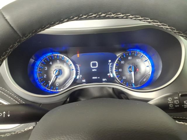 Used 2023 Chrysler Pacifica Touring-L w/ S Appearance Package AWD/4WD image 19