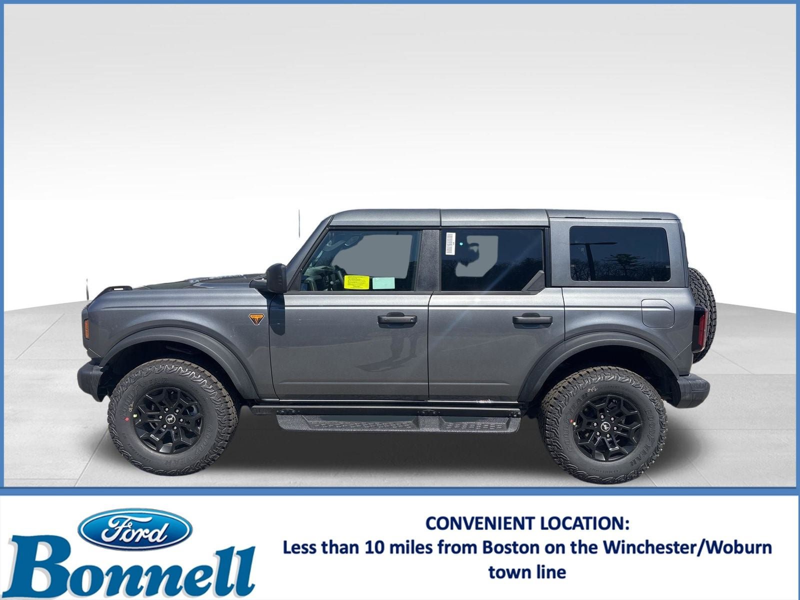 New 2026 Ford Bronco Badlands image 2