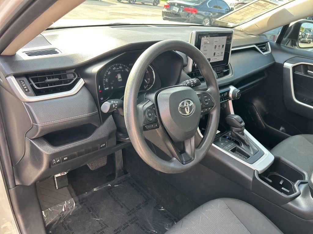 Used 2024 Toyota RAV4 XLE w/ Convenience Package FWD image 22