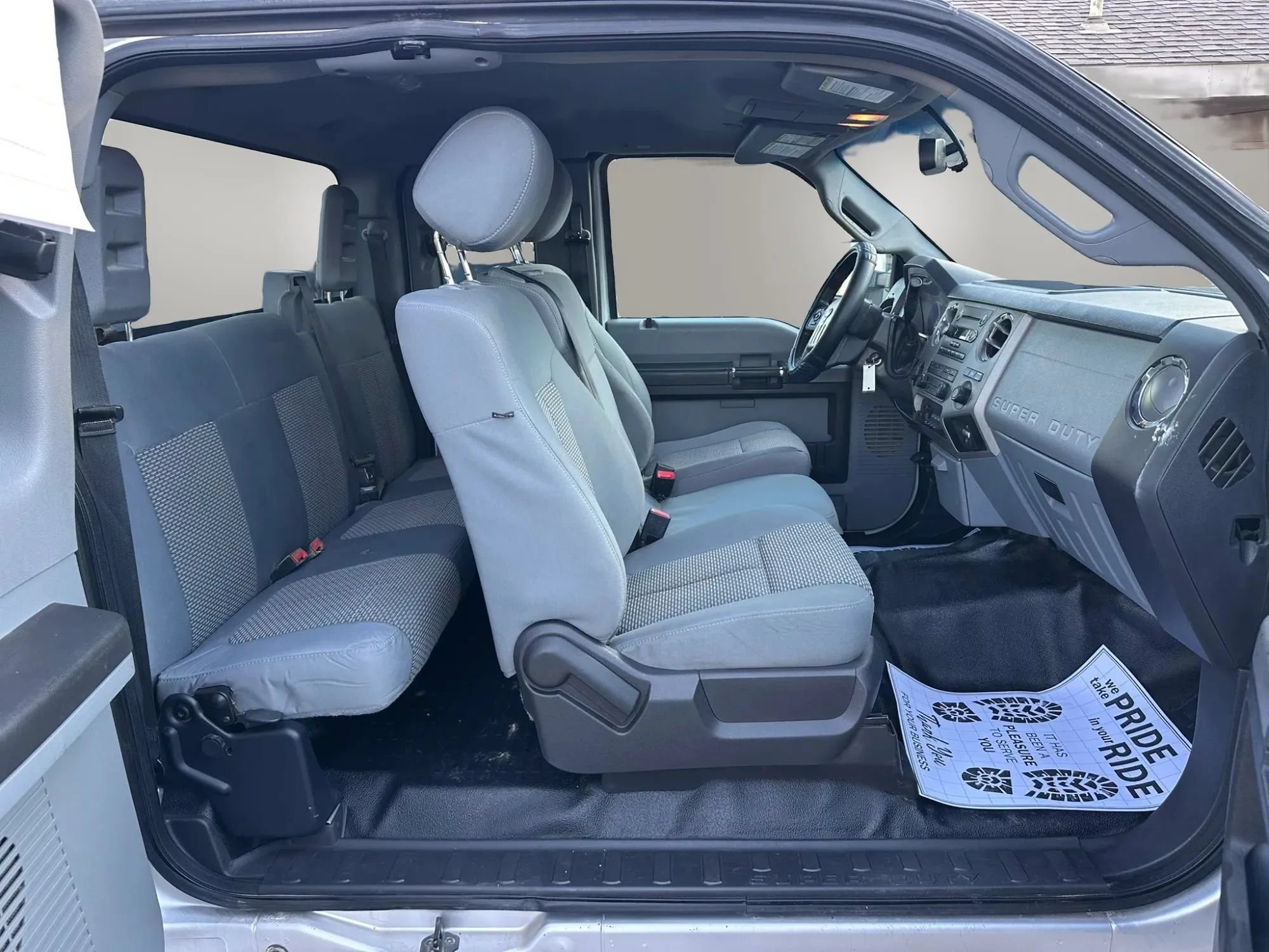 Used 2015 Ford F250 XLT w/ XLT Premium Package AWD/4WD image 11