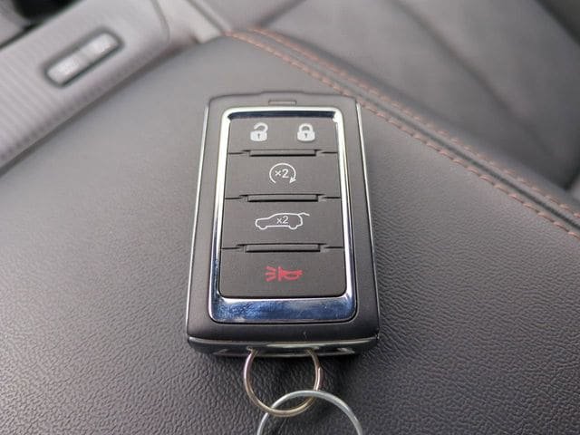 New 2026 Jeep Cherokee Overland AWD/4WD image 30