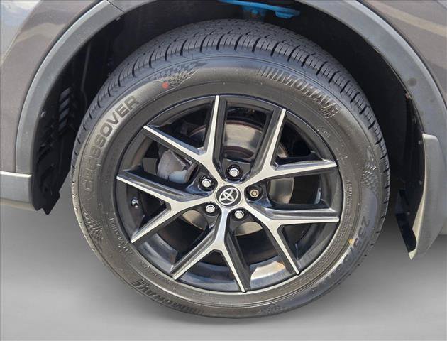 Used 2017 Toyota RAV4 SE AWD/4WD image 13