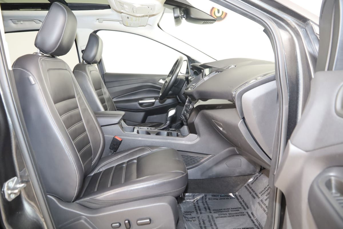 Used 2019 Ford Escape Titanium FWD image 13