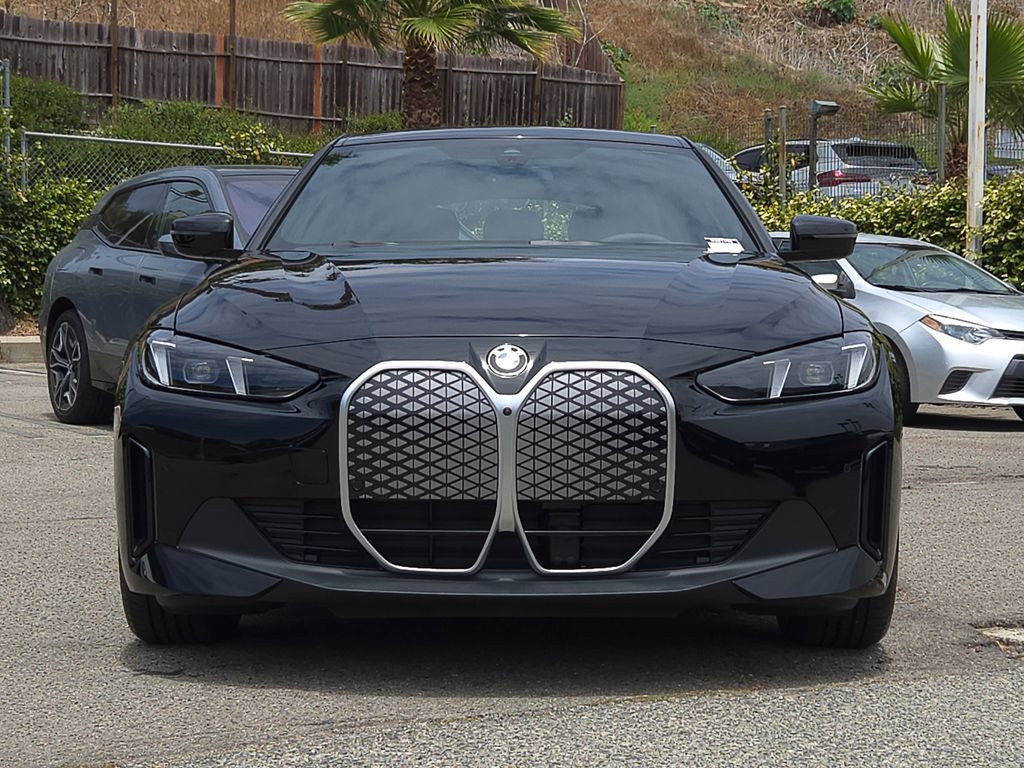 New 2026 BMW i4 eDrive40 w/ Parking Assistance Package RWD image 2