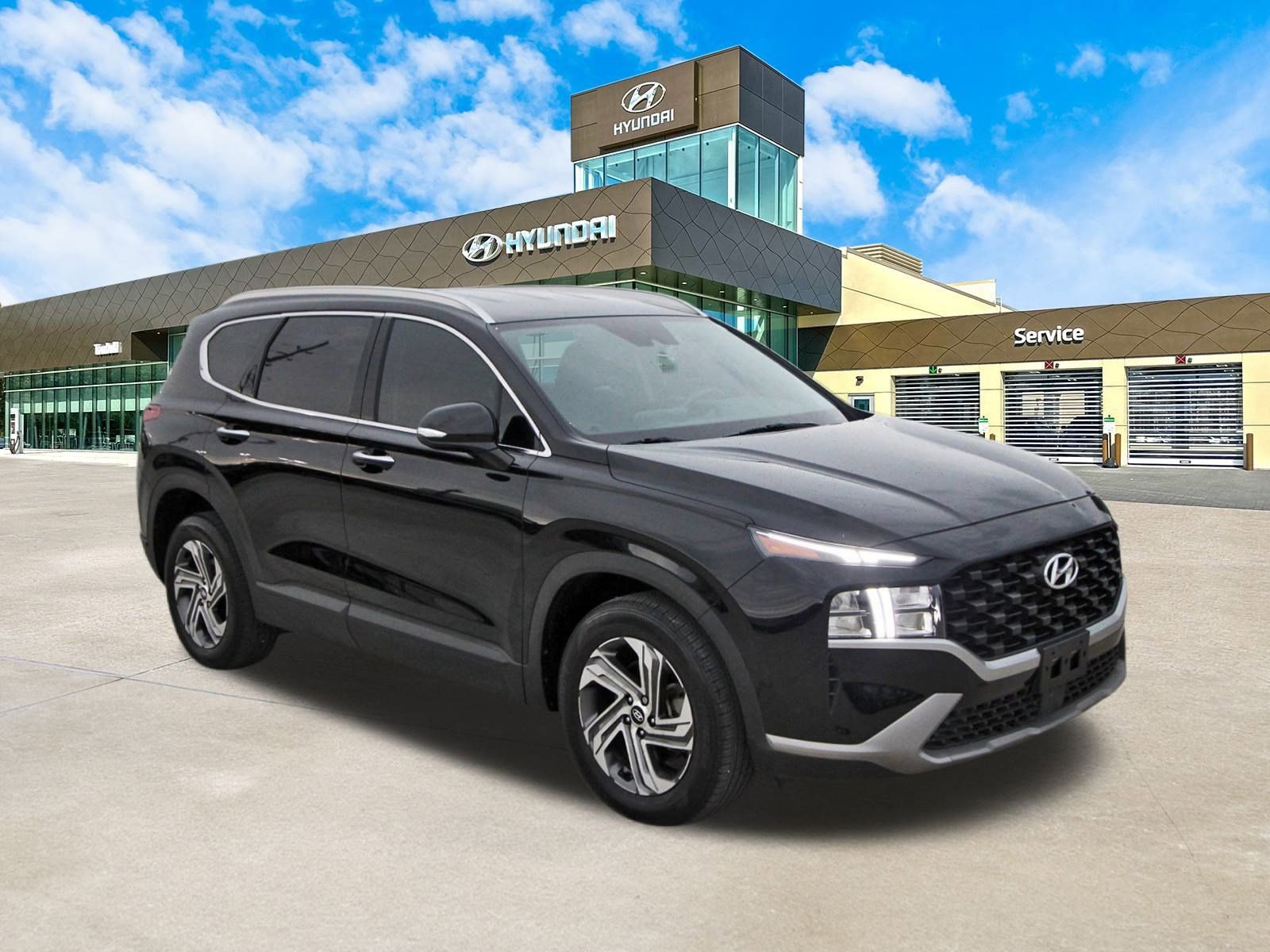 Used 2023 Hyundai Santa Fe SEL image 3