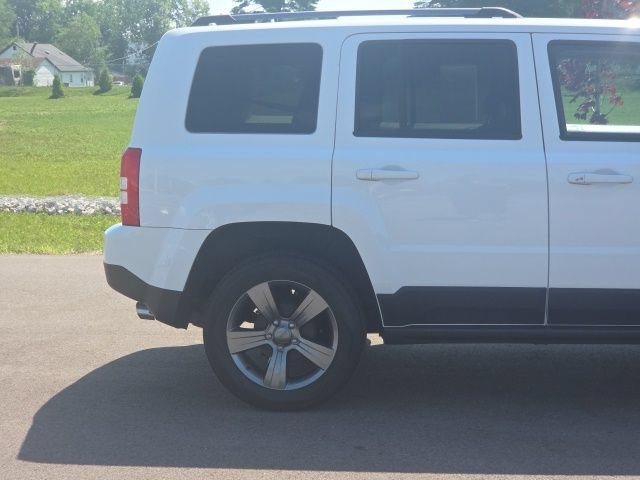 Used 2017 Jeep Patriot Sport w/ Power Value Group FWD image 7
