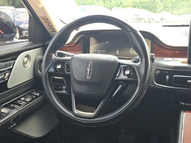 Used 2023 Lincoln Aviator Reserve w/ Equipment Group 201A AWD/4WD image 40
