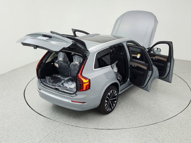 New 2026 Volvo XC90 B6 Plus w/ Protection Package Premier image 16
