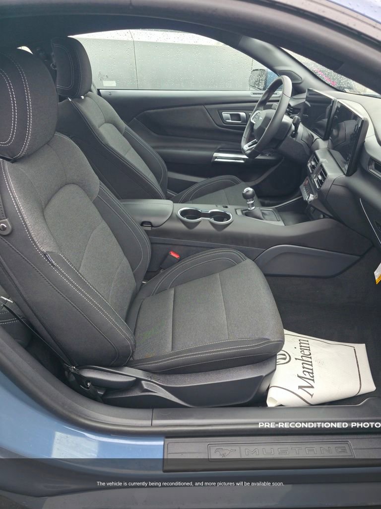 Used 2025 Ford Mustang GT image 8