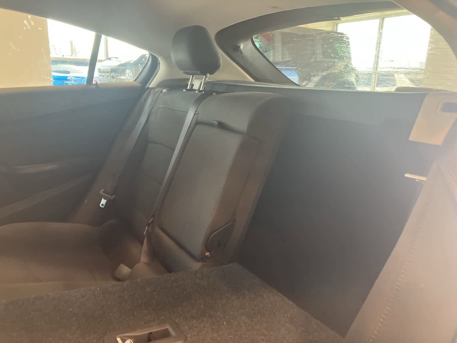Used 2017 Chevrolet Cruze LT w/ Convenience Package image 27