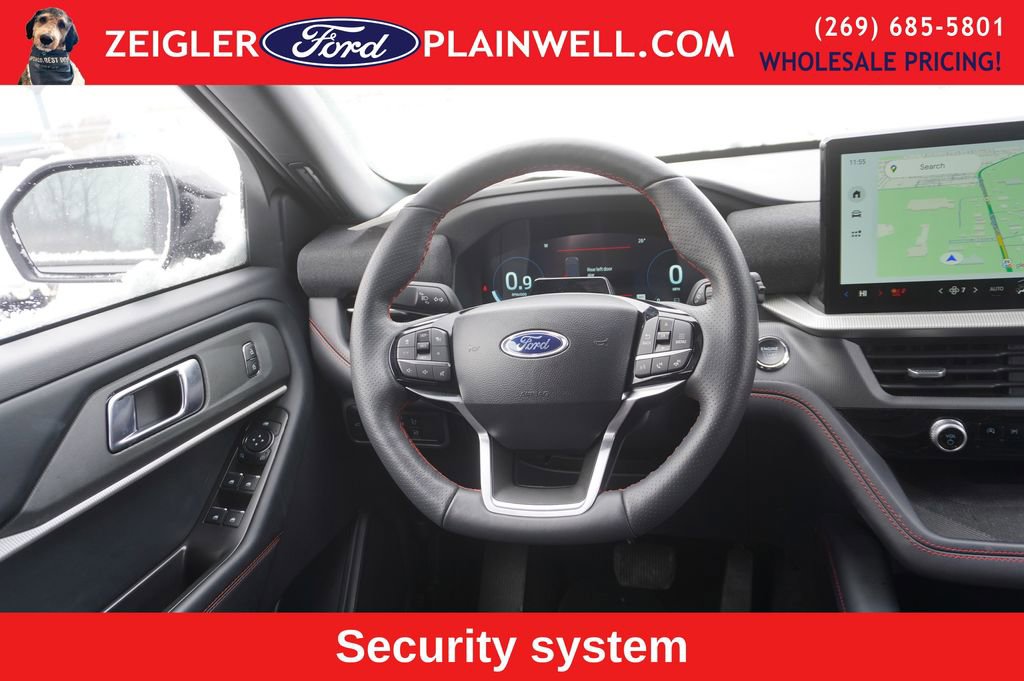 Used 2025 Ford Explorer ST-Line w/ ST-Line Street Pack image 16