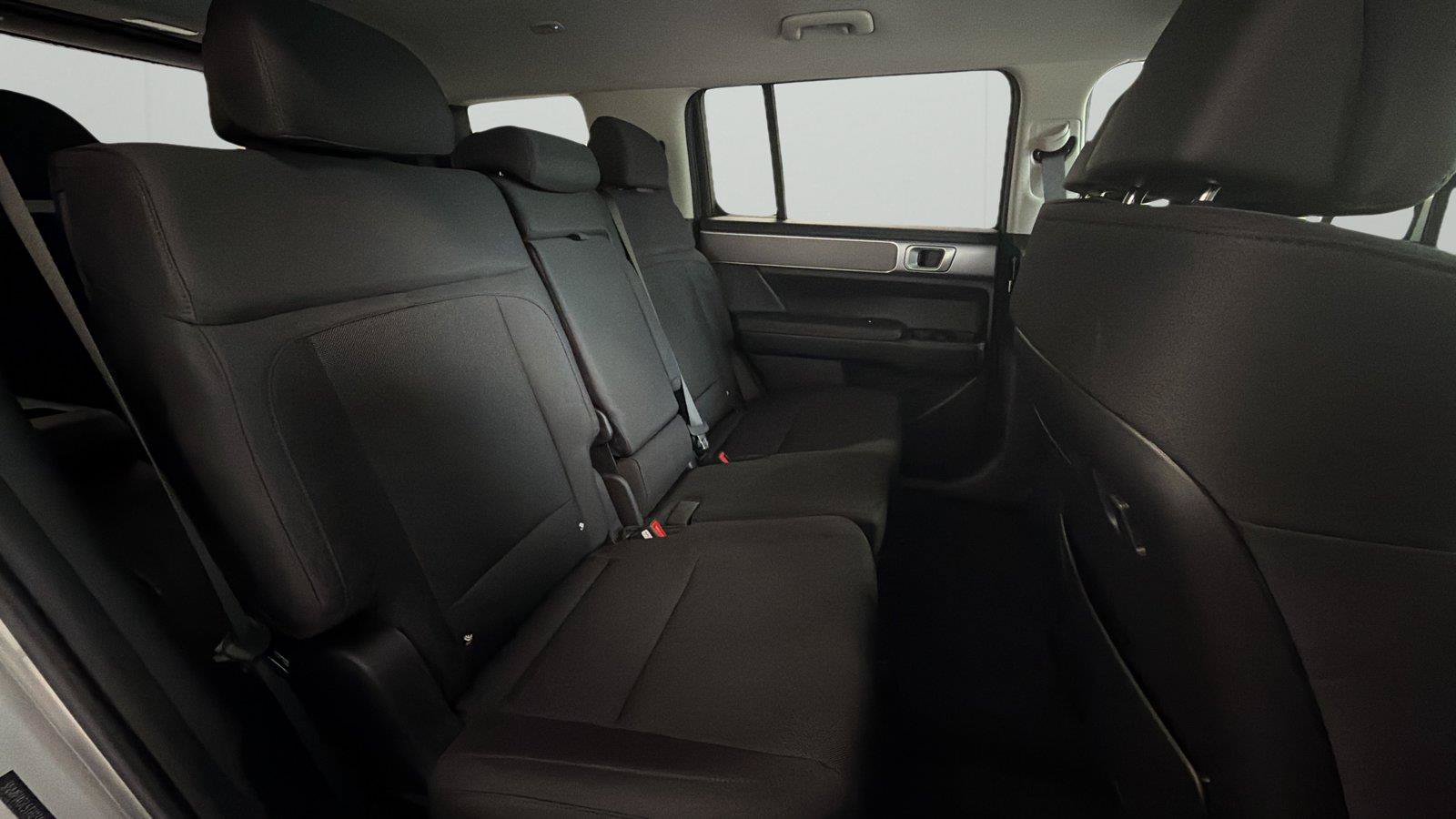 New 2026 Hyundai Santa Fe SE FWD image 13
