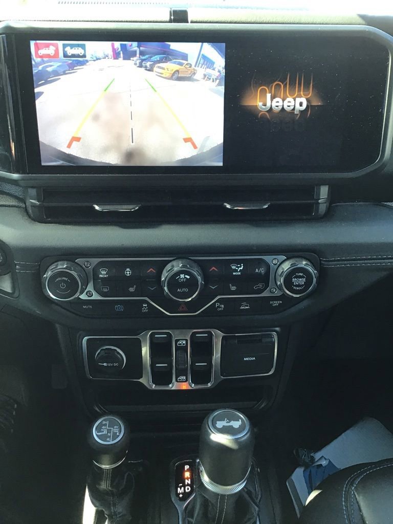 Used 2024 Jeep Wrangler High Altitude image 10