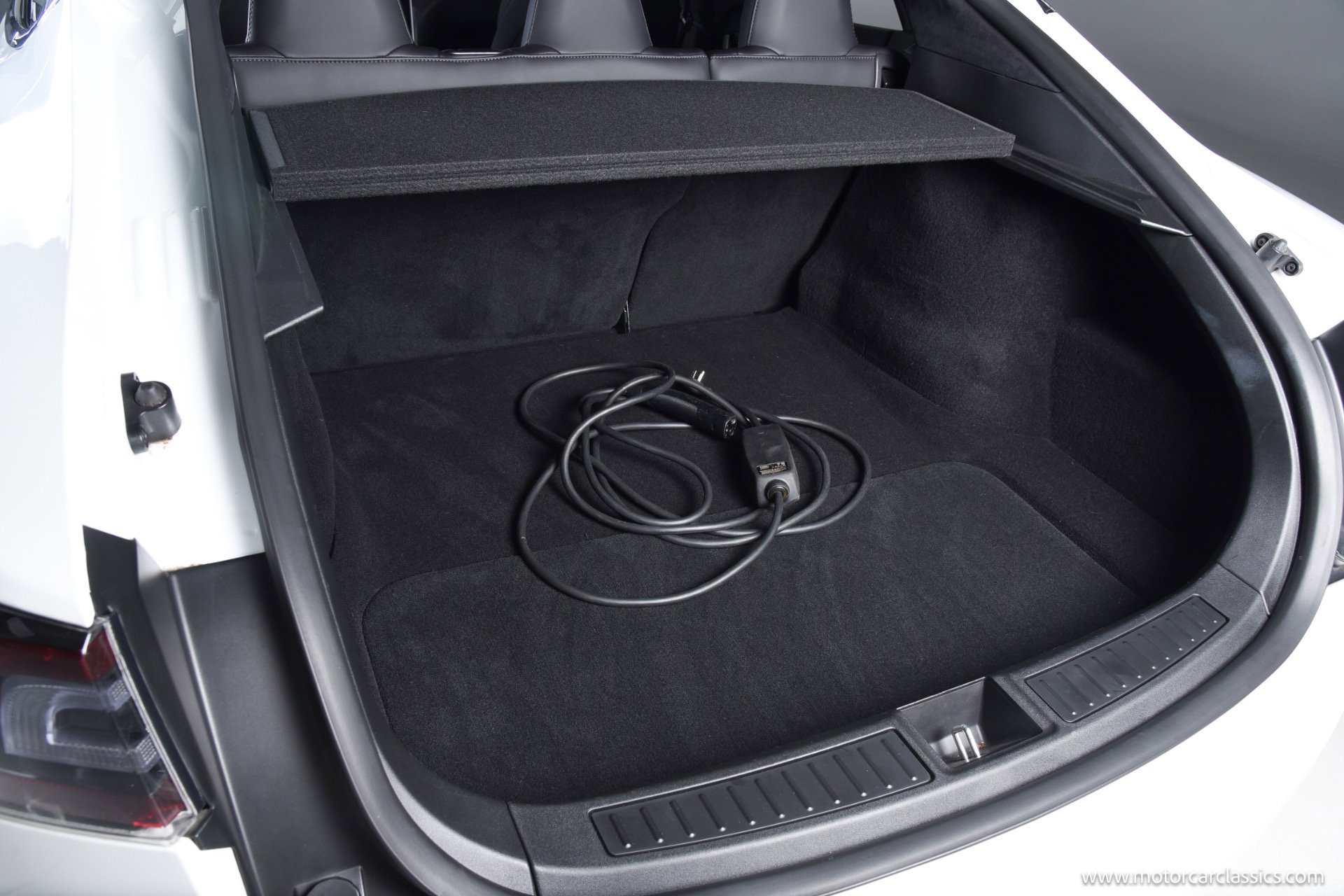 Used 2018 Tesla Model S 100D image 30