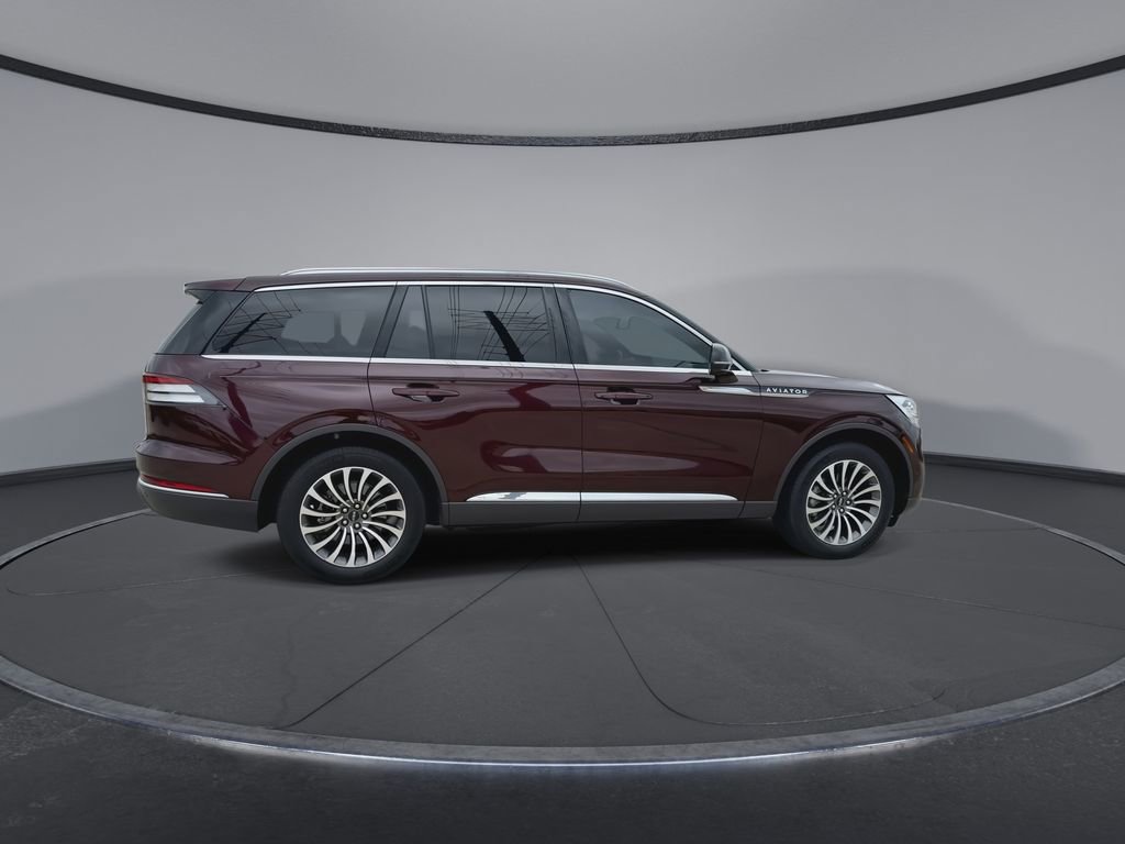 Used 2022 Lincoln Aviator Reserve w/ Equipment Group 201A image 9