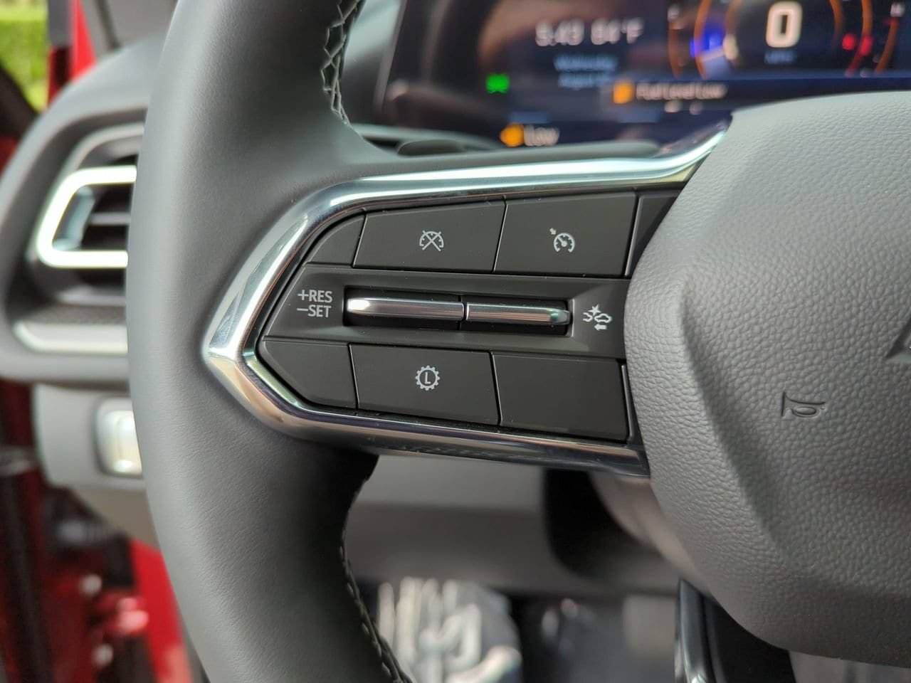 New 2026 Chevrolet Traverse LT FWD image 10