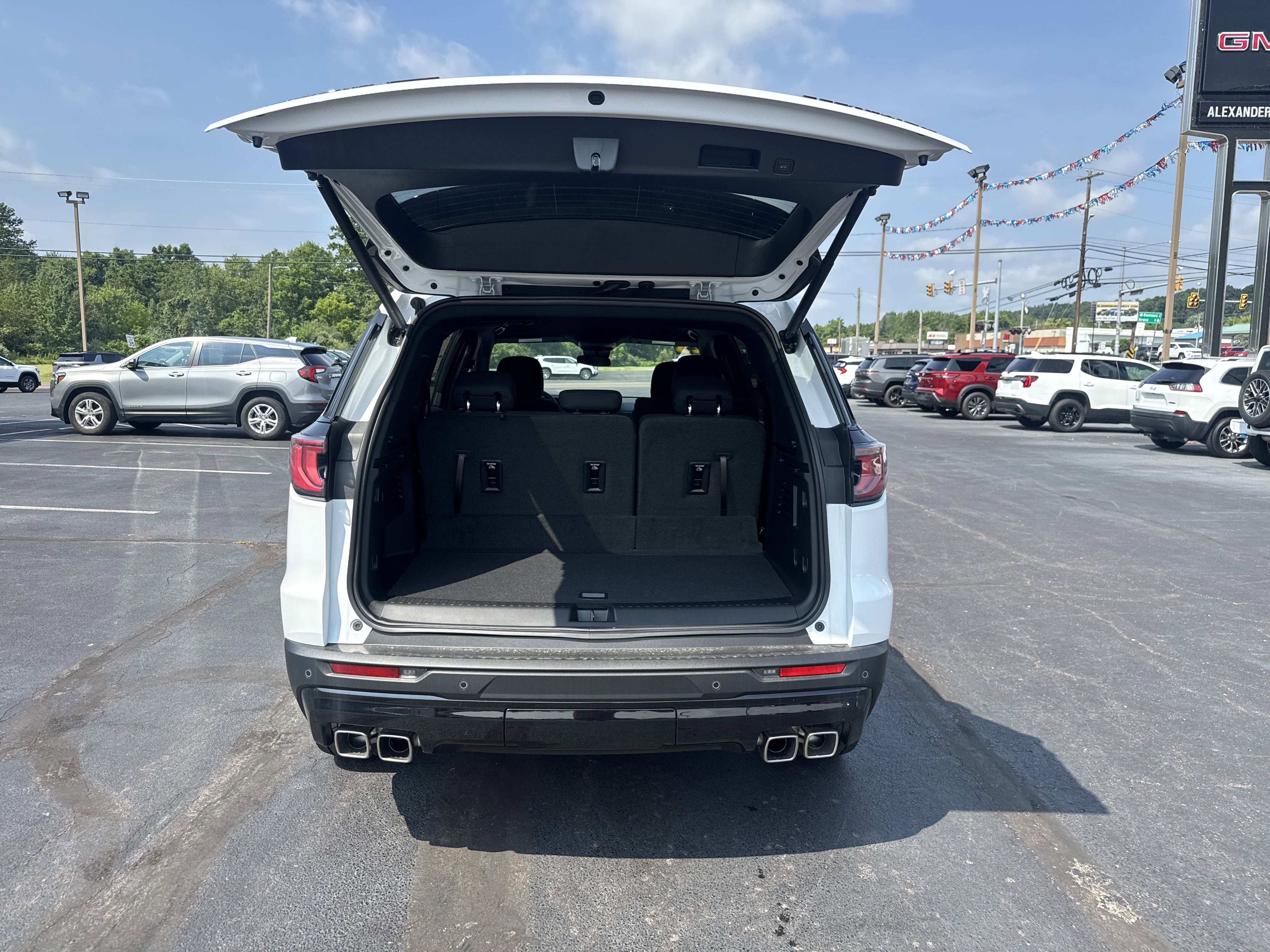 New 2025 GMC Acadia Elevation w/ Black Edition image 5