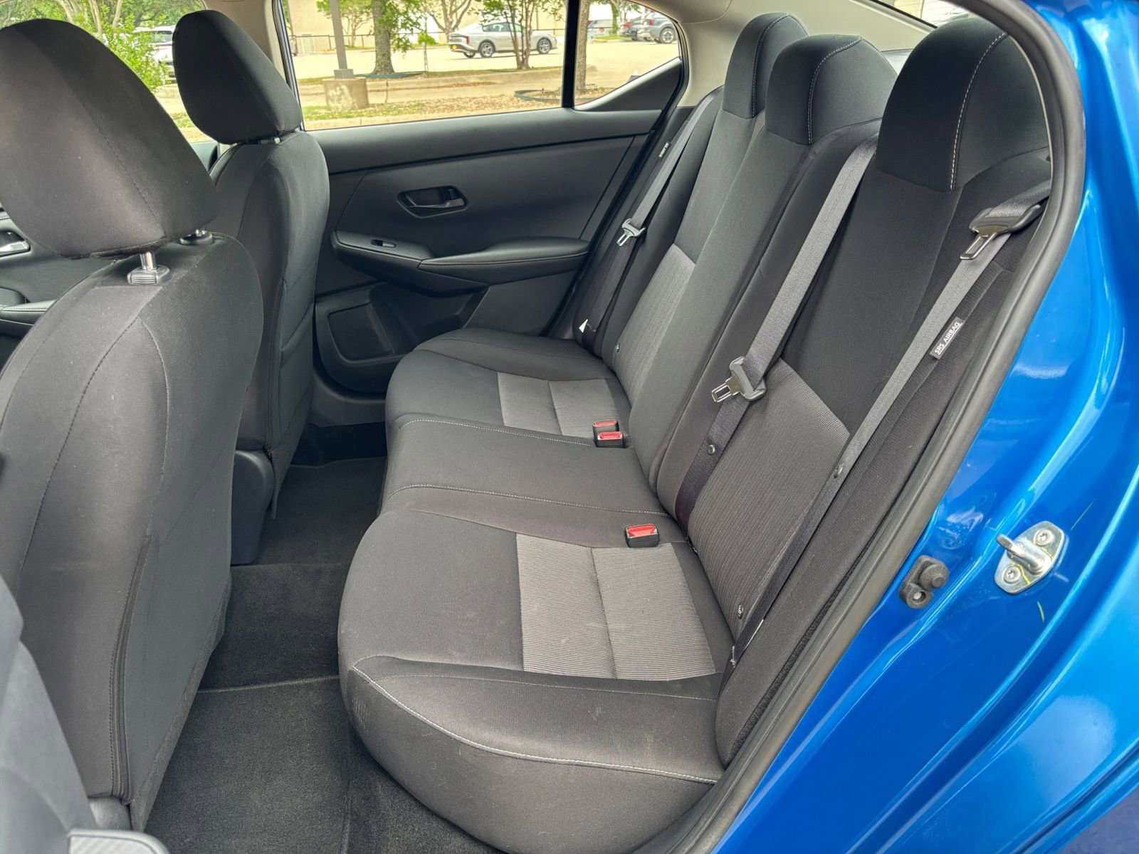 Used 2025 Nissan Sentra SV image 29