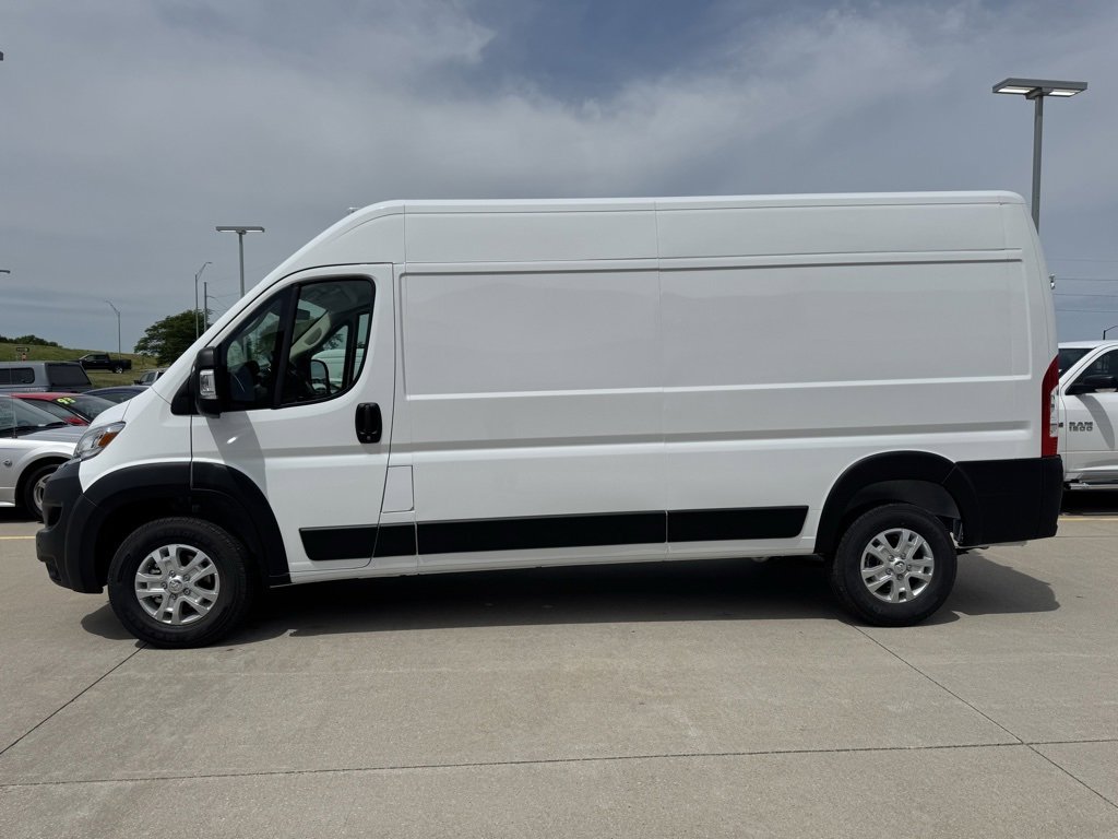 New 2025 RAM ProMaster 3500 w/ Quick Order Package 22G SLT image 14