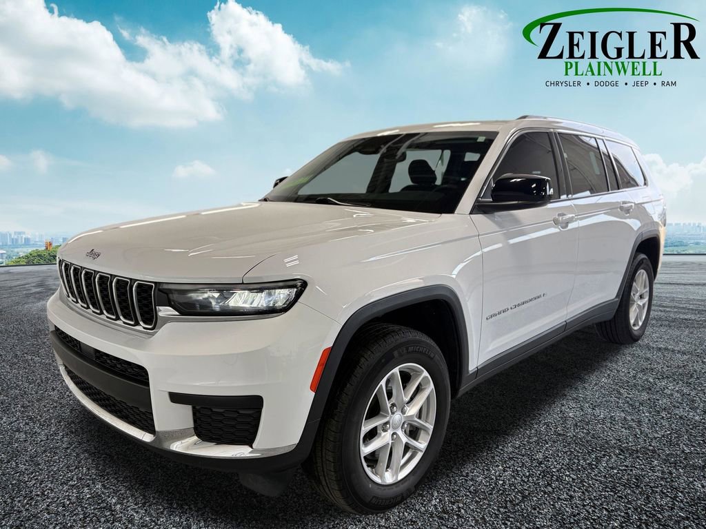 Used 2023 Jeep Grand Cherokee L Laredo w/ Luxury Tech Group I image 14