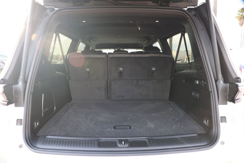 New 2026 Jeep Grand Wagoneer L 2WD image 36