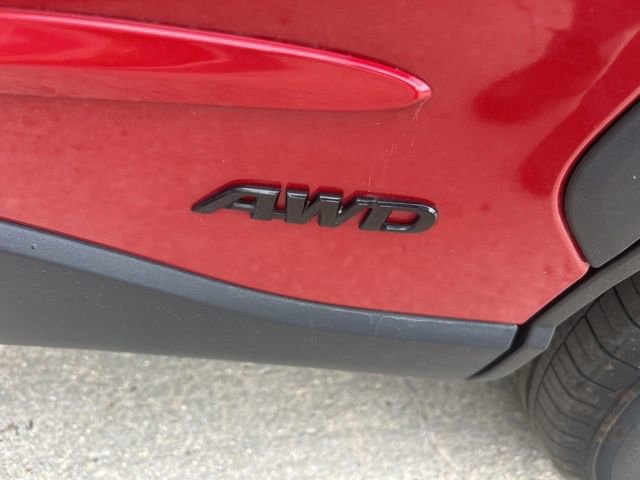 Used 2024 Toyota Corolla Cross SE image 9