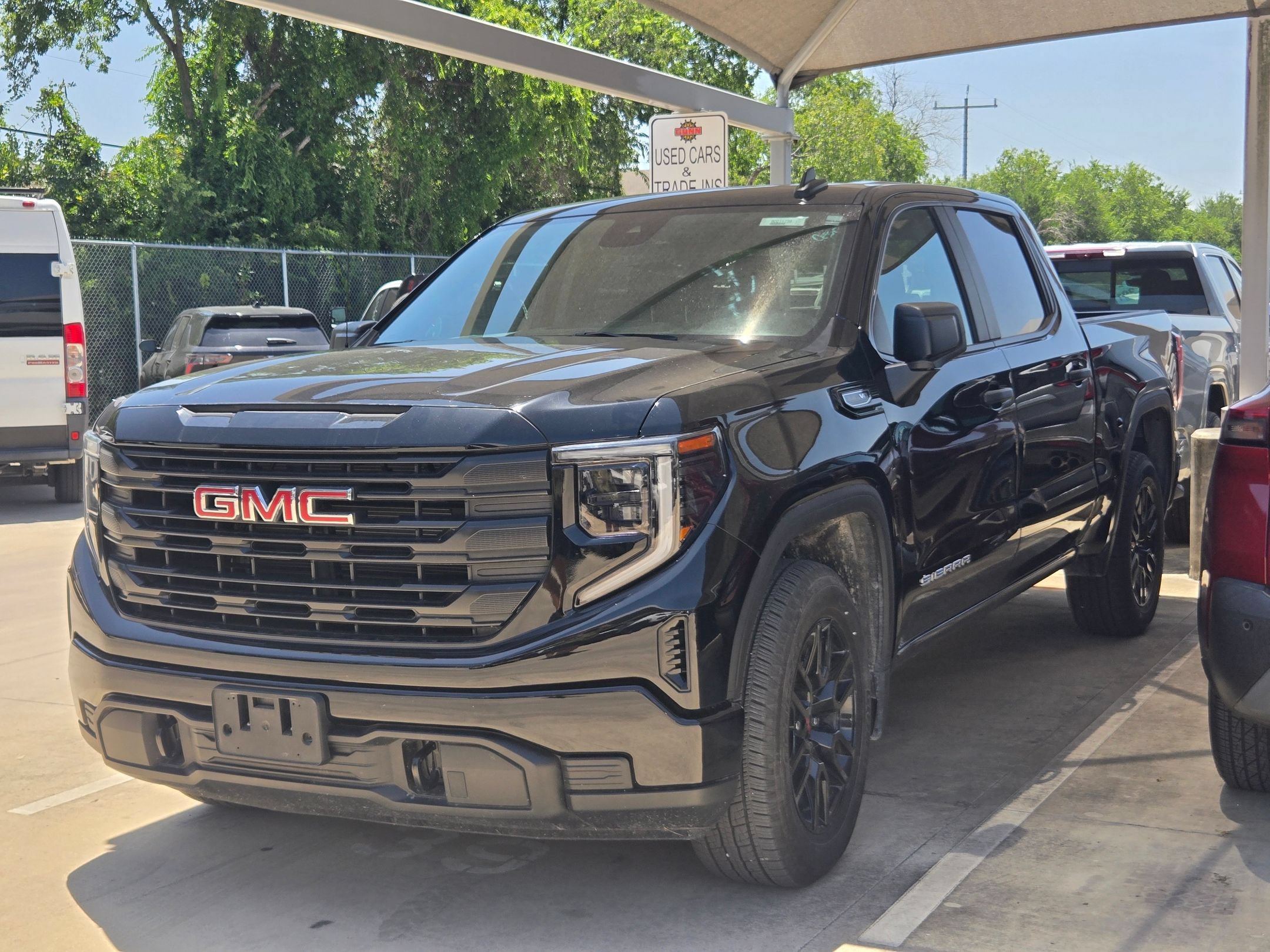Certified 2024 GMC Sierra 1500 Pro w/ Graphite Edition RWD image 3