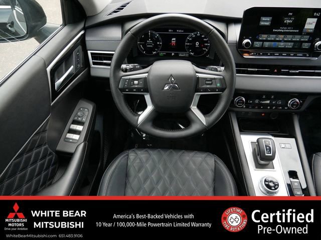Used 2025 Mitsubishi Outlander SEL AWD/4WD image 12
