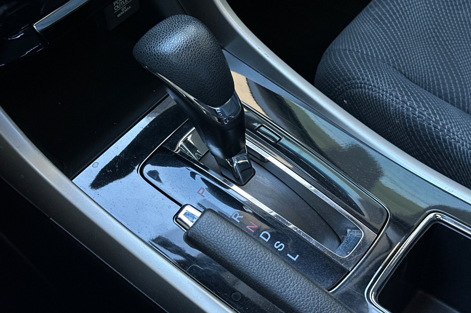 Used 2017 Honda Accord EX image 19