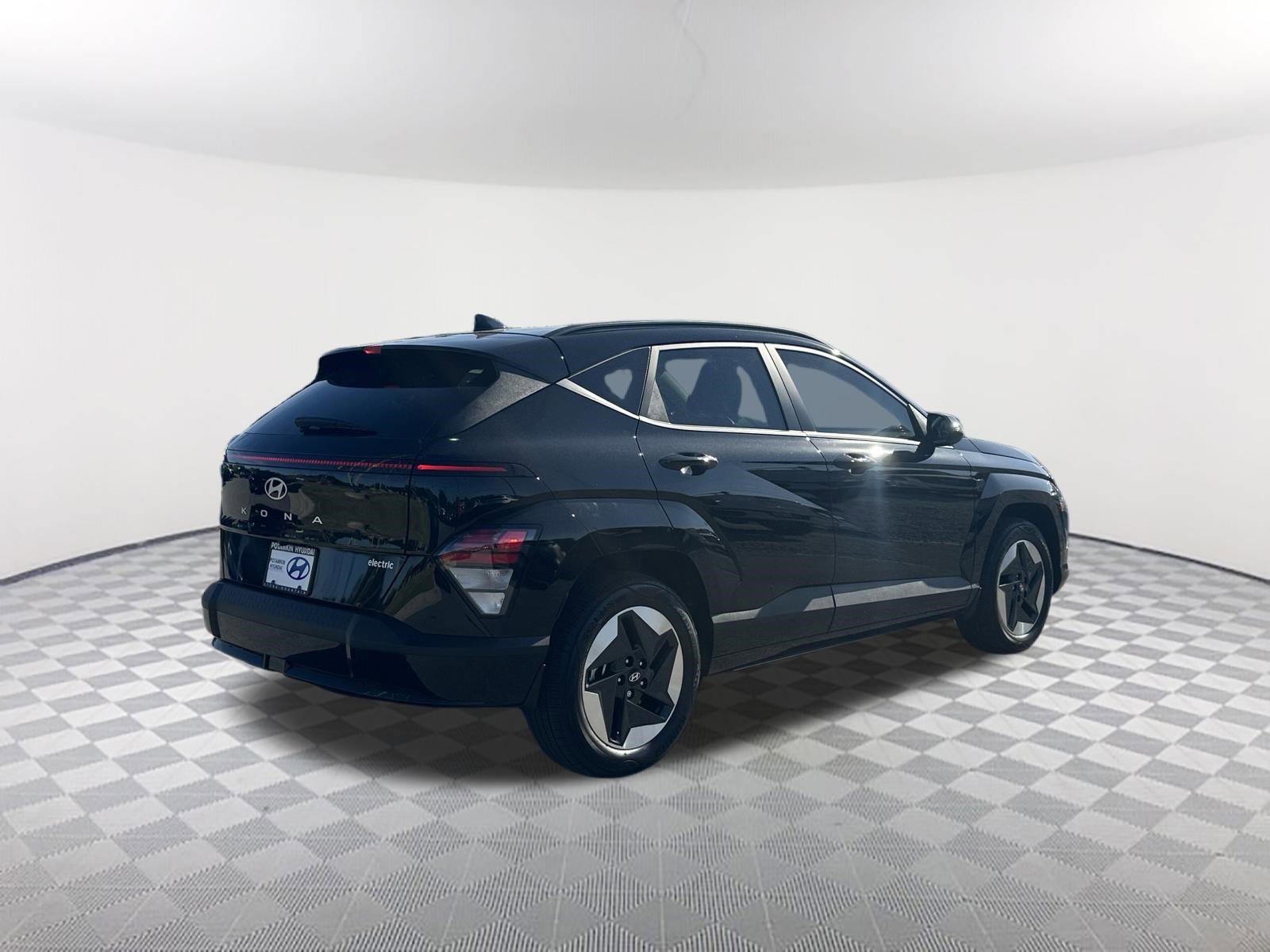 Used 2024 Hyundai Kona SEL FWD image 7