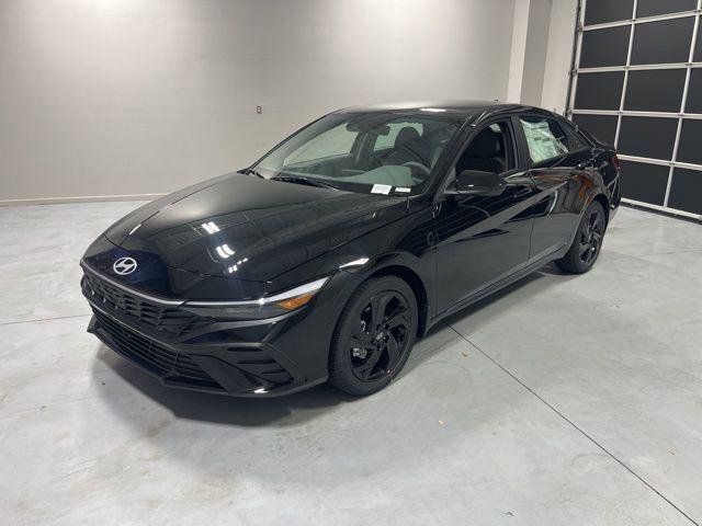 New 2026 Hyundai Elantra Sport image 3