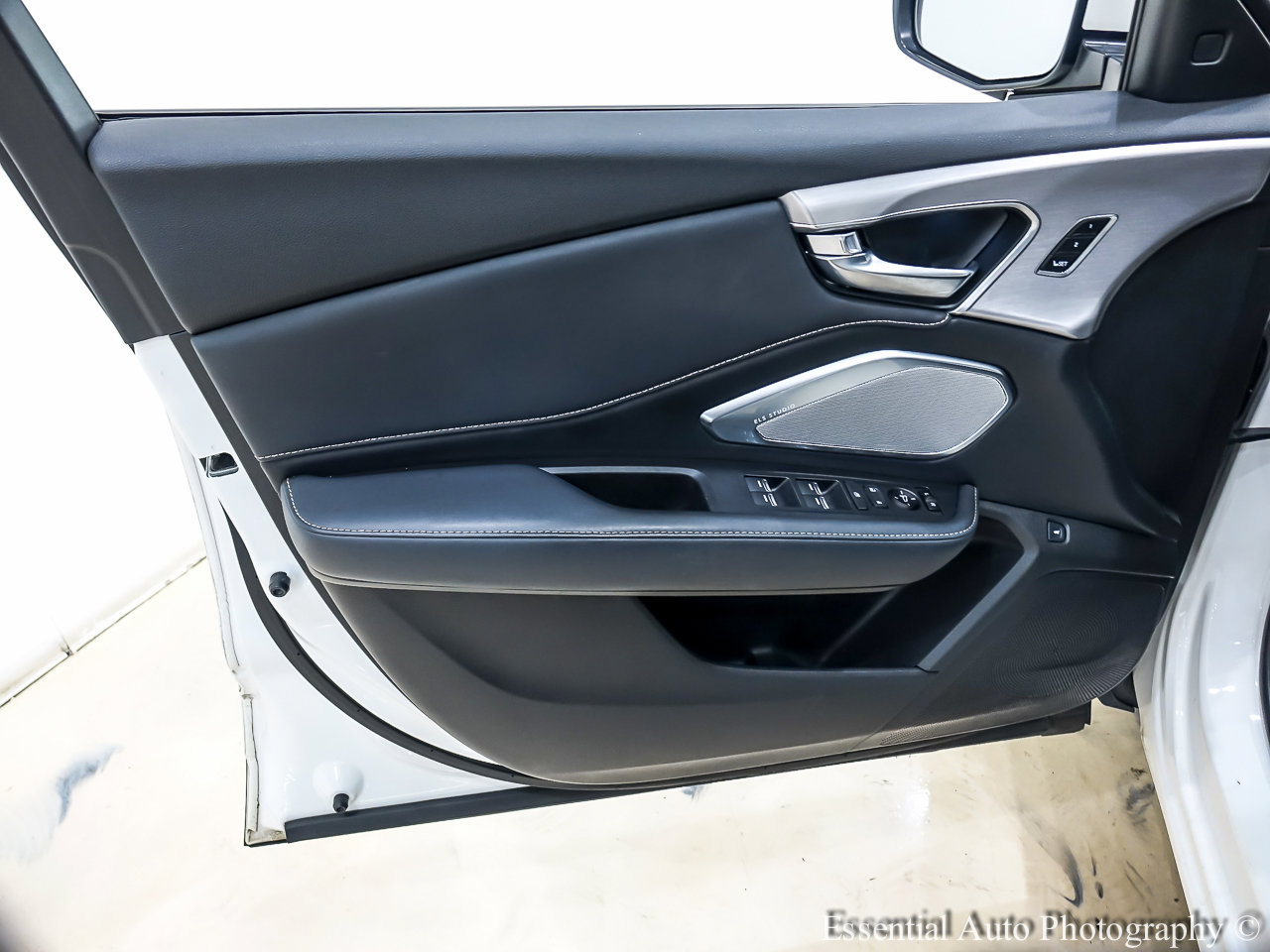 Used 2019 Acura RDX AWD w/ Technology Package image 23