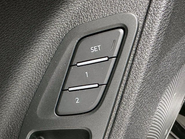 Used 2023 Audi Q3 2.0T Premium w/ Convenience Package AWD/4WD image 19