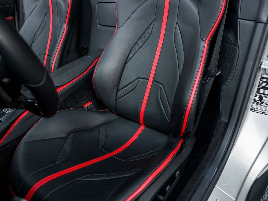 Used 2022 Ferrari 812 GTS RWD image 23