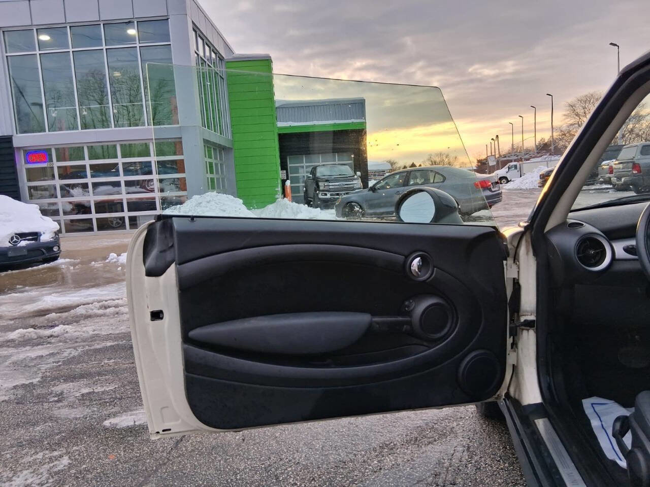 Used 2013 MINI Cooper Hardtop image 14