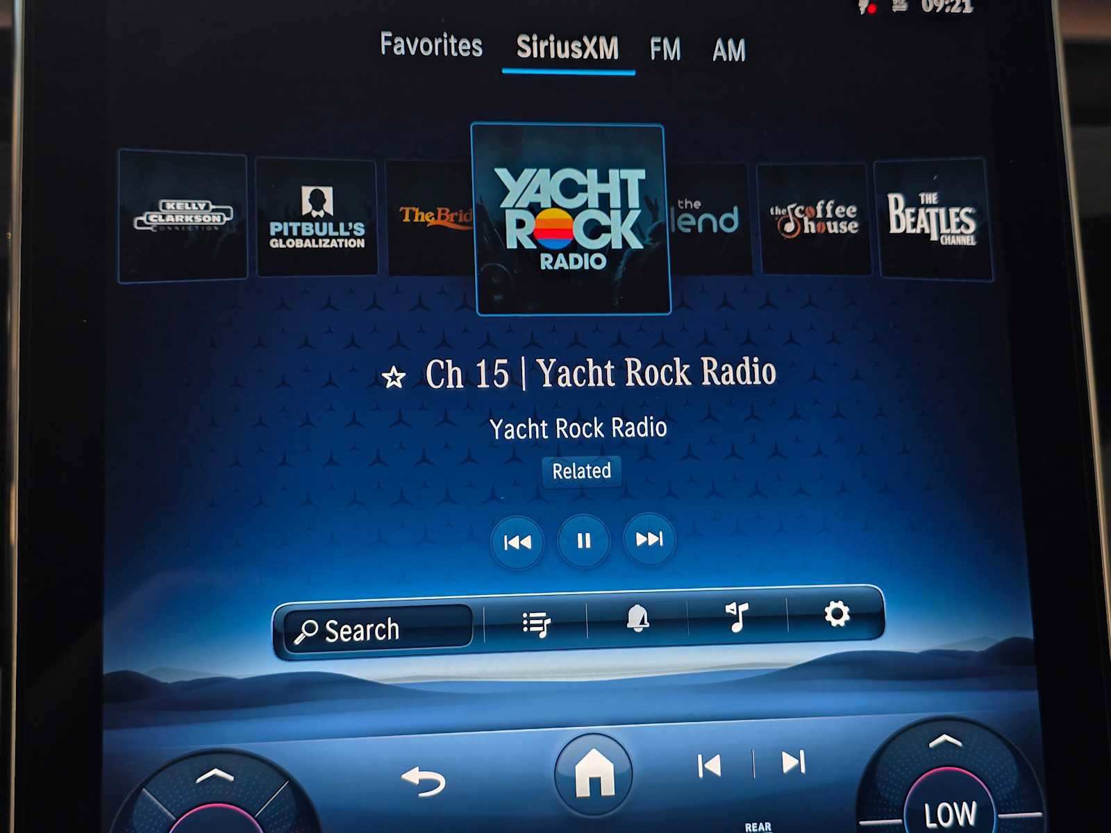 Used 2026 Mercedes-Benz GLC 300 image 28