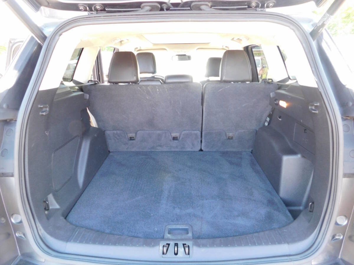 Used 2017 Ford Escape Titanium w/ Equipment Group 301A image 5