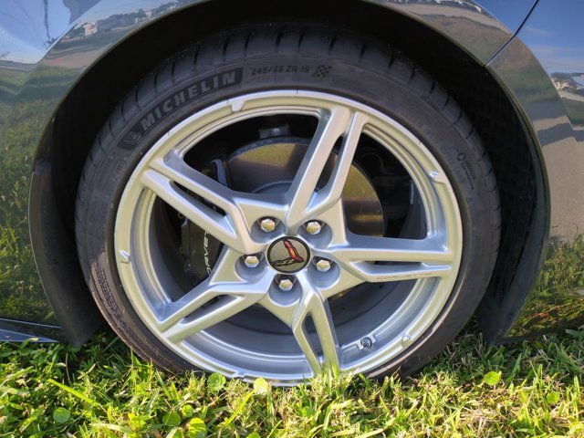 Used 2021 Chevrolet Corvette Stingray Preferred Cpe w/ Engine Appearance Package image 11