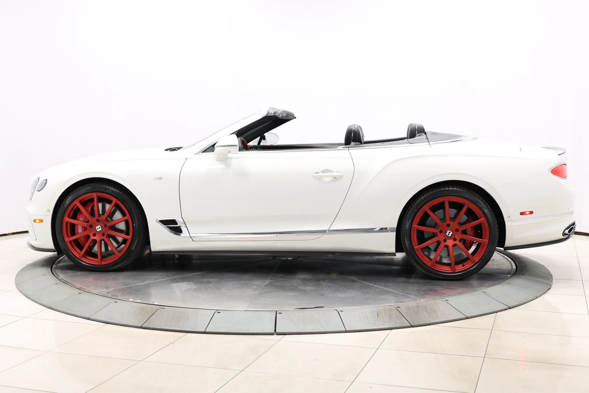 Used 2020 Bentley Continental GT V8 AWD/4WD image 10