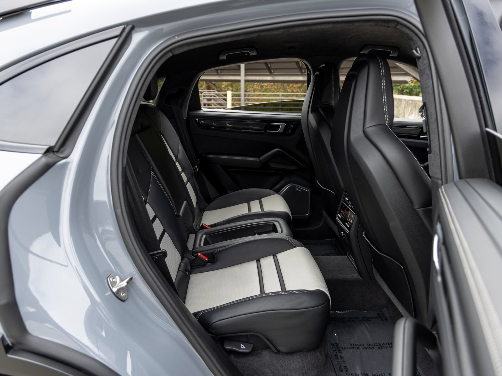 Certified 2023 Porsche Cayenne Turbo GT AWD/4WD image 56