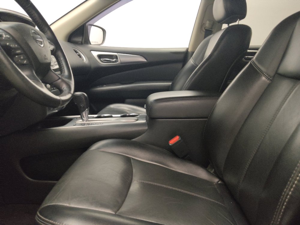 Used 2020 Nissan Pathfinder SL FWD image 17