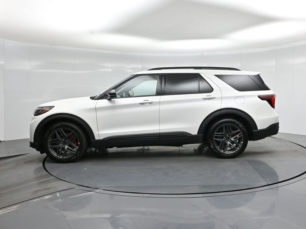 New 2026 Ford Explorer ST w/ Sun And Sound Package AWD/4WD image 31