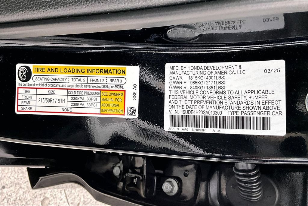 Certified 2025 Acura Integra FWD image 41