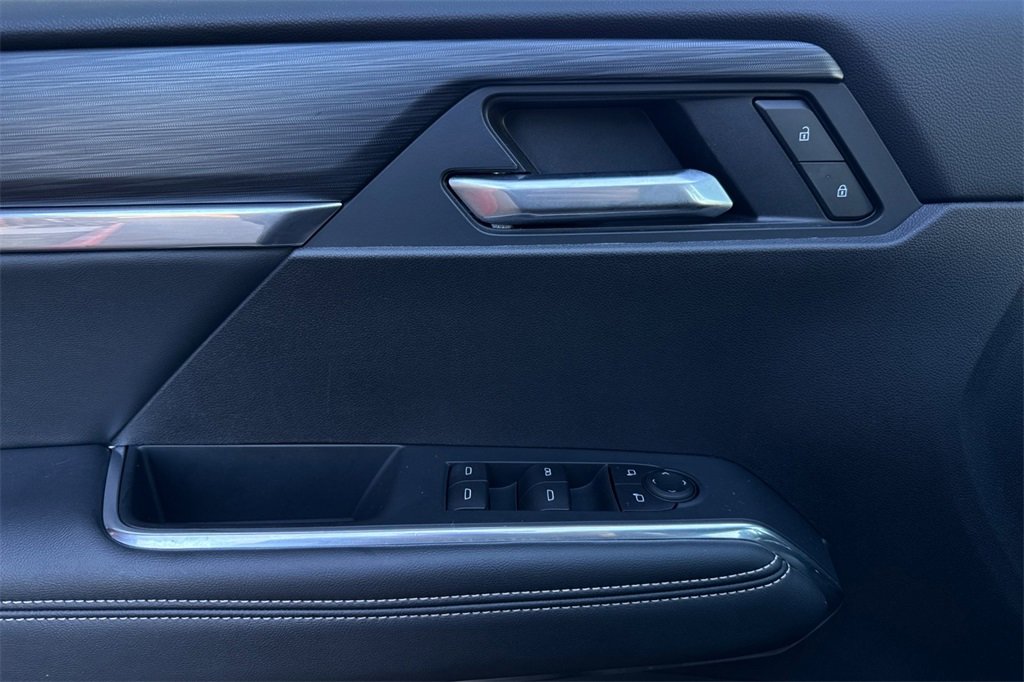 Certified 2025 GMC Acadia Elevation image 11