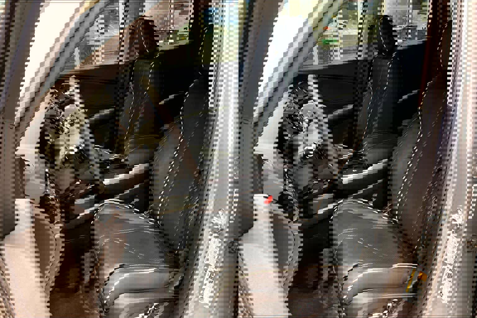 Used 2025 Acura RDX SH-AWD w/ Advance Package image 8