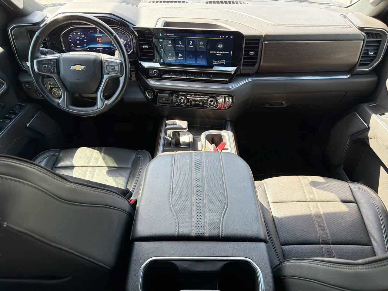 Used 2024 Chevrolet Silverado 1500 High Country w/ Technology Package image 11