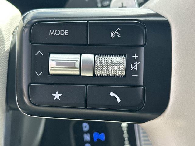 Used 2024 Hyundai Santa Fe Limited image 24