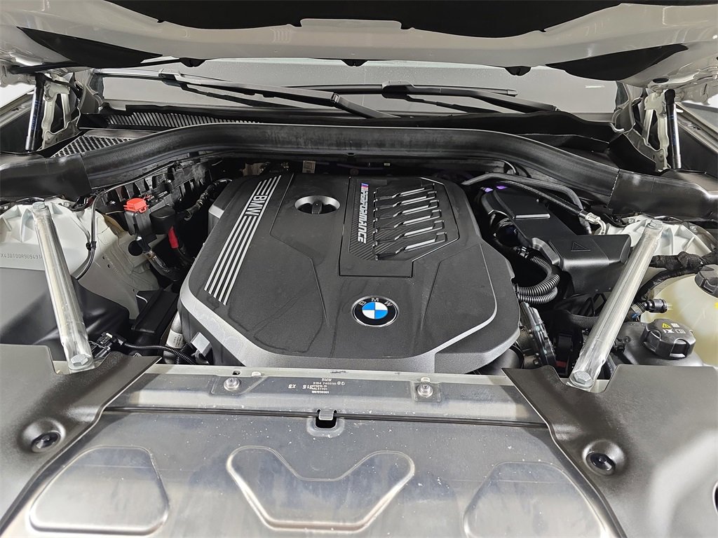 Certified 2024 BMW X4 M40i image 32