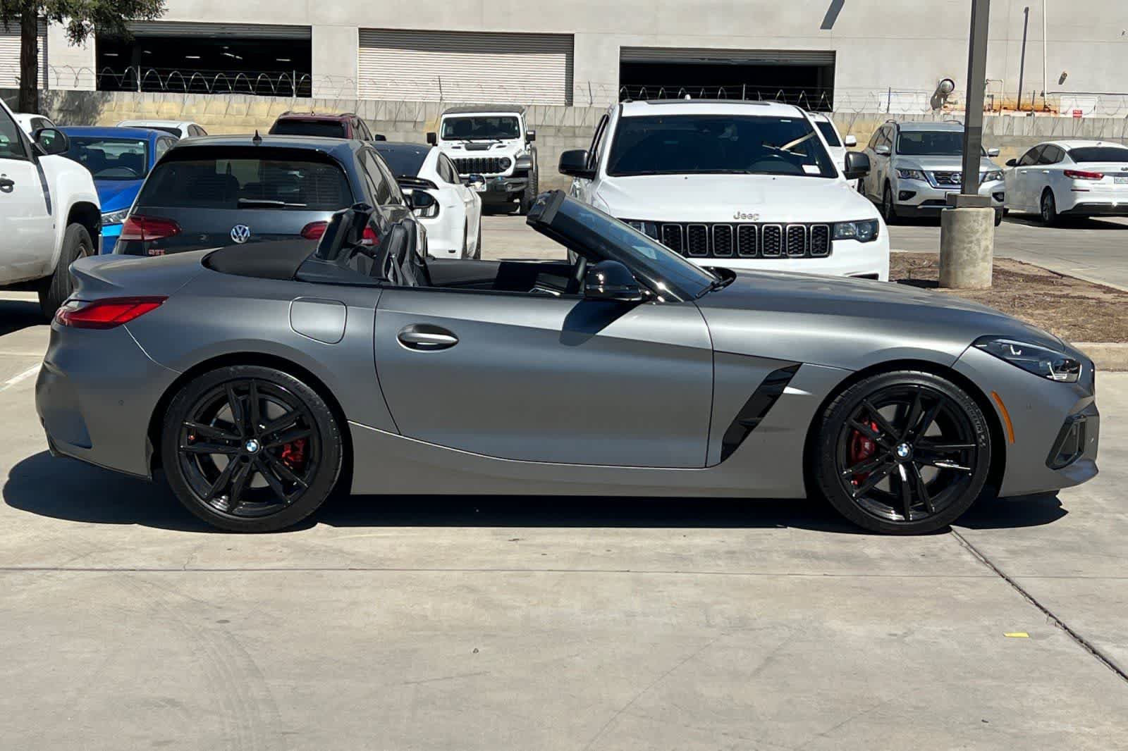 Used 2025 BMW Z4 M40i w/ Edition image 8