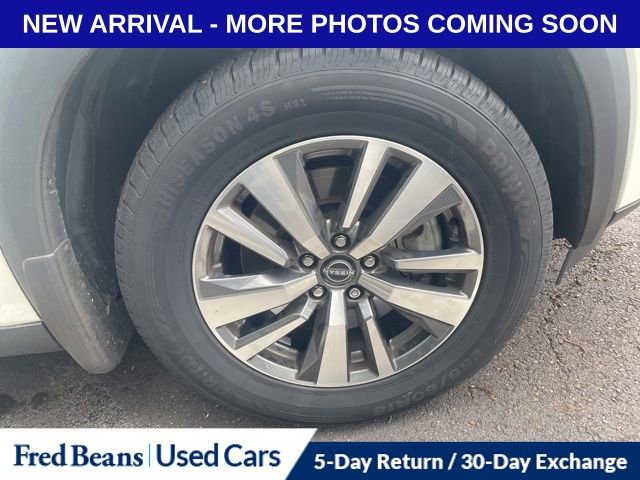 Used 2024 Nissan Pathfinder SL AWD/4WD image 15